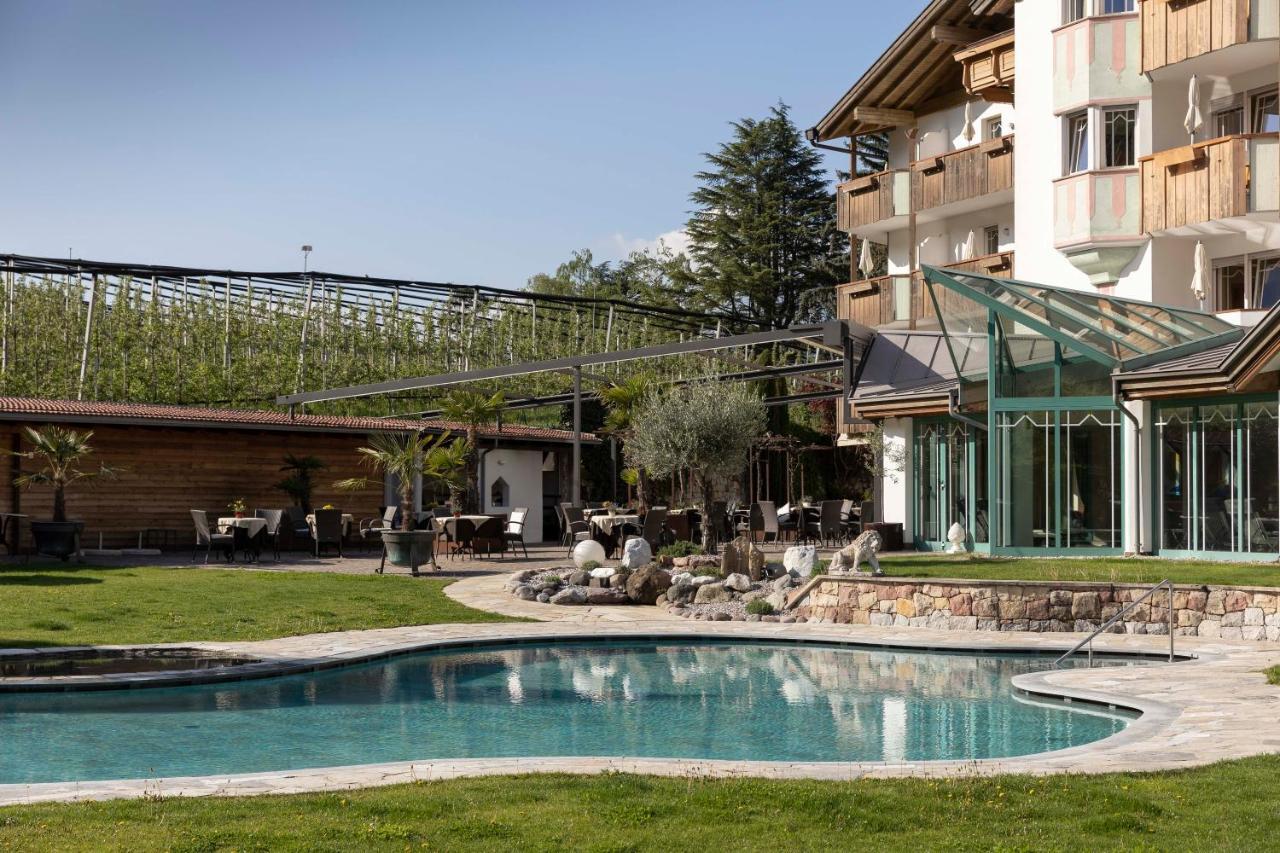 Hotel Burggraeflerhof Merano Exterior photo