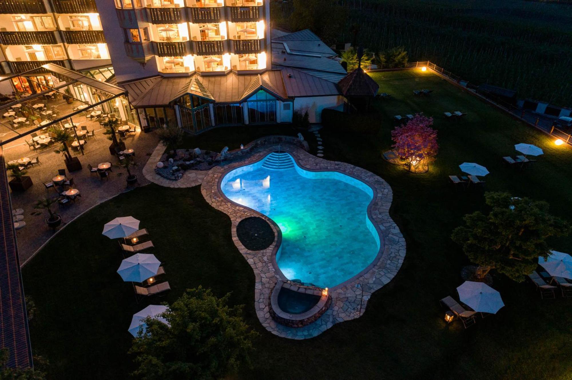 Hotel Burggraeflerhof Merano Exterior photo